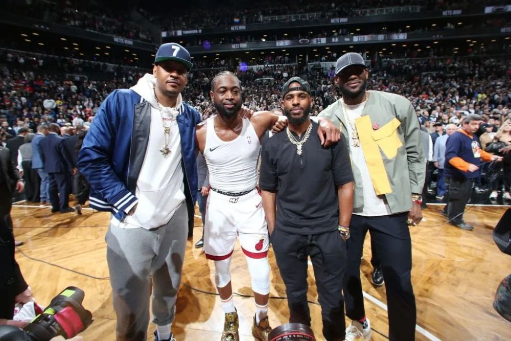 多特vs勒沃库森：阿德耶米领衔，小贝林厄姆、丘库埃梅卡出战（多特迎战勒沃库森：阿德耶米坐镇，小贝林厄姆与丘库埃梅卡登场）