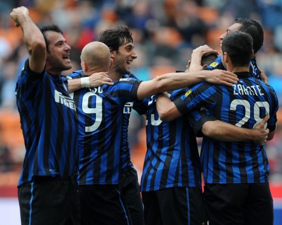 连场扑点，小米林科维奇当选那不勒斯0-0科莫全场最佳球员（小米林科维奇连场扑点，荣膺那不勒斯0-0科莫全场最佳）