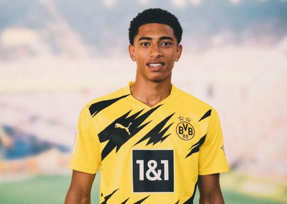 TA：部分牙买加国脚不愿格林伍德入队，认为其意图搭“顺风车”（TA：部分牙买加国脚反对格林伍德入选，认为他想借机蹭热度）