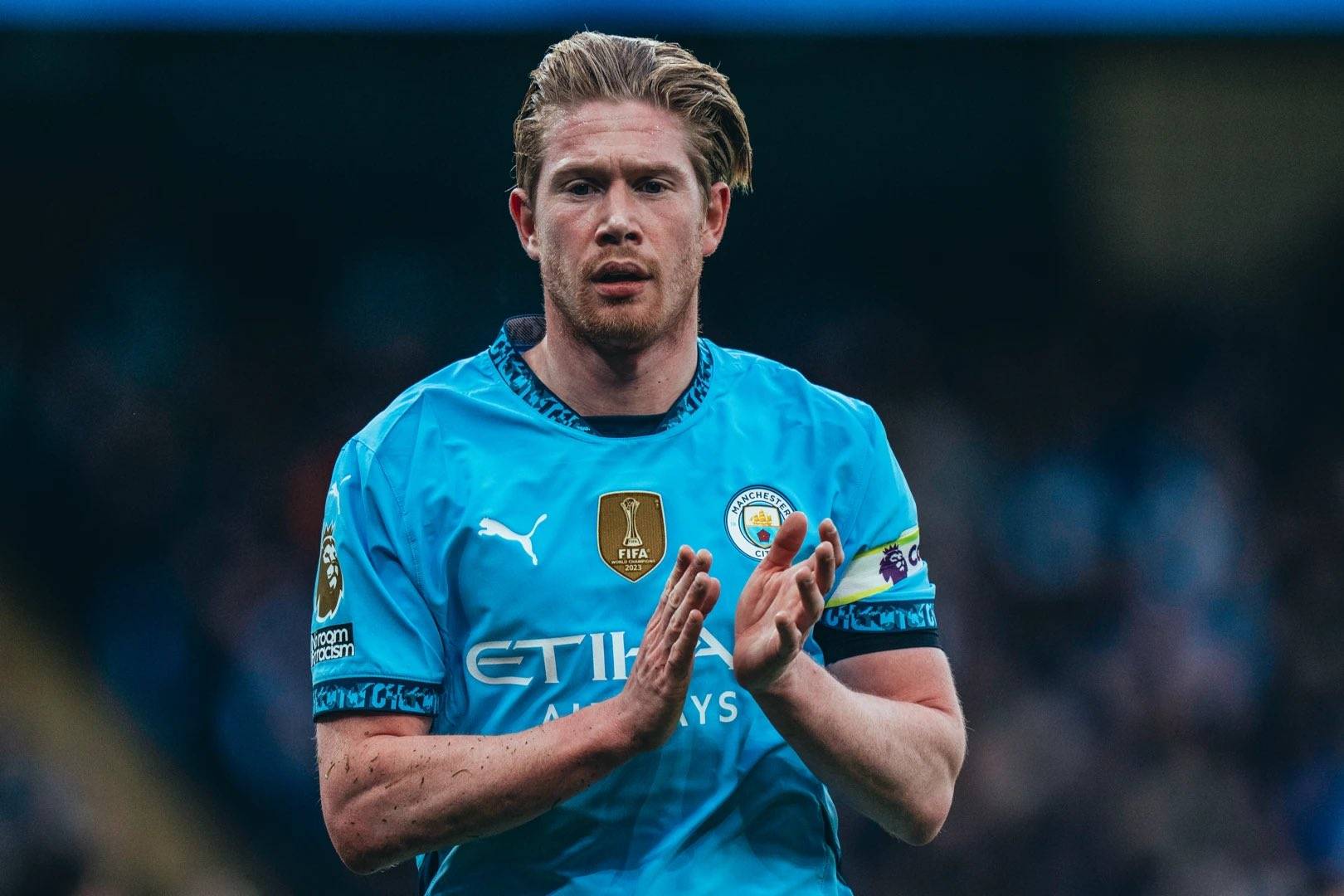 记者：帕拉西奥斯或1月租借离队，巴西&墨西哥俱乐部对其有意（帕拉西奥斯或将一月租借离队，巴西与墨西哥球队有意）