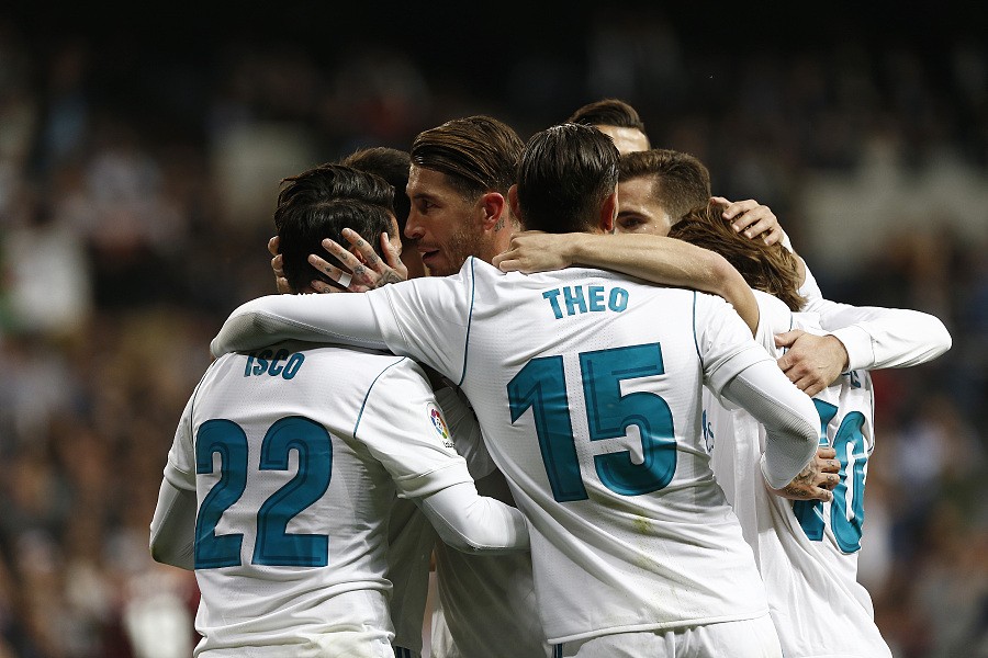 火箭险胜快船 申京复出贡献全面（火箭惊险力克快船 申京复出全能发挥）