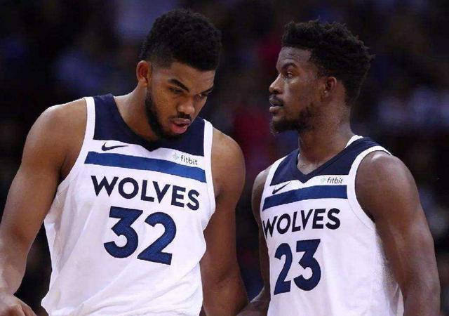 孔蒂：双线能力不足？我们买了个9个人，问题是有7个人受伤了（孔蒂回应双线质疑：引进9人，却有7人伤停）