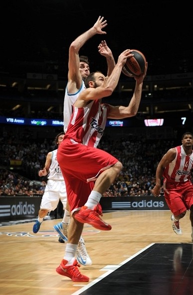 媒体人：王长庆可能担任国安体育副总监，负责内外援的引进（媒体曝王长庆或出任国安体育副总监，主管内外援引进）